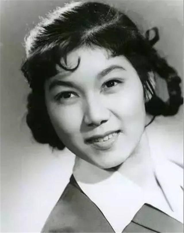 "评剧皇后"新凤霞至于张少华动手打新凤霞,并致其残疾一说,倒没有切实