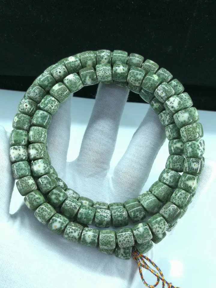 星月菩提包浆后图片(关于星月菩提哪种好?) 第1张