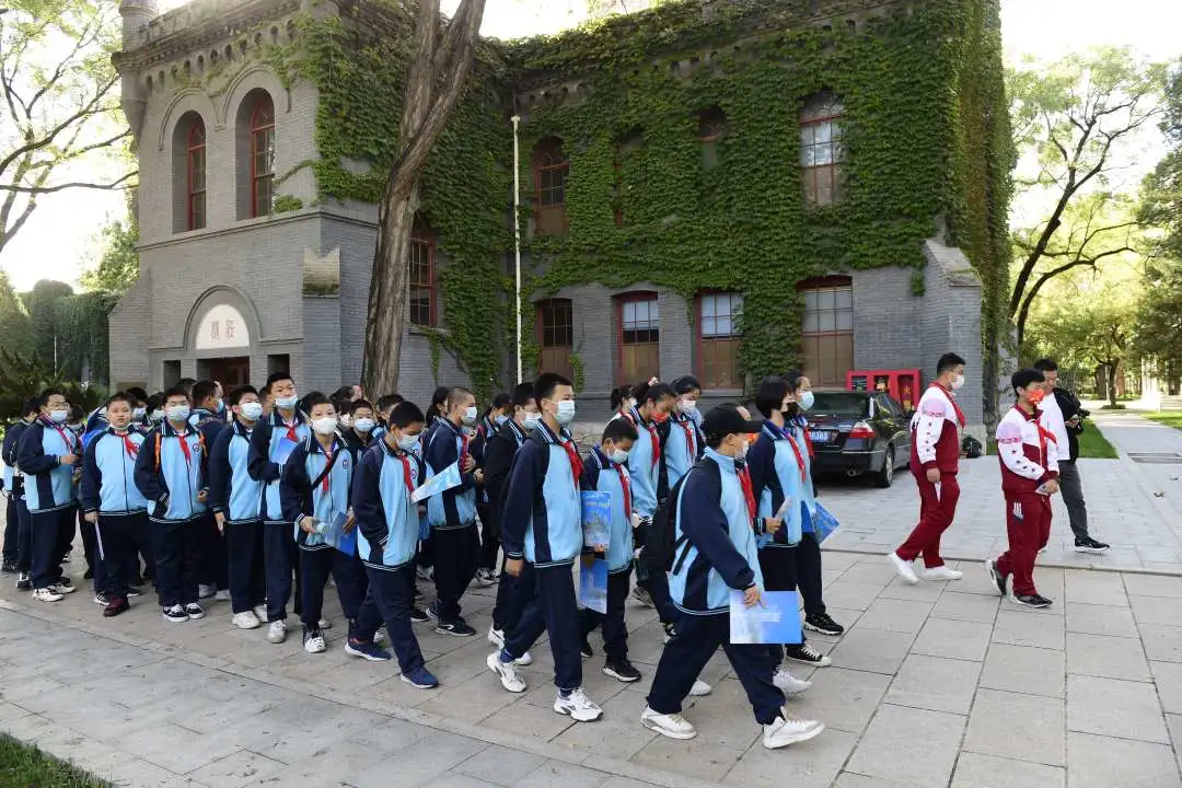 通州潞河中学三河校区今日正式揭牌(图6)