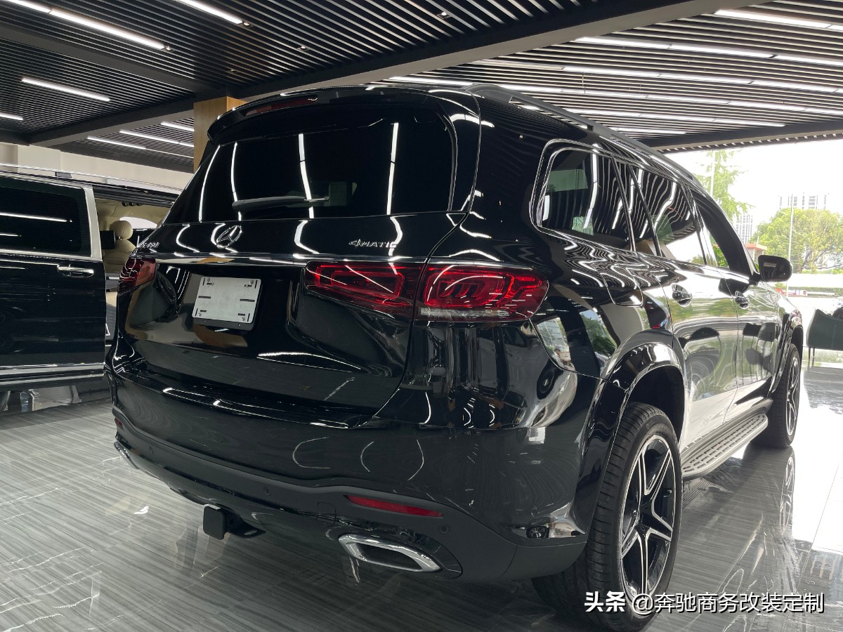 实拍加版国六奔驰gls450：运动型外观，9种配置包可选！买啥中规