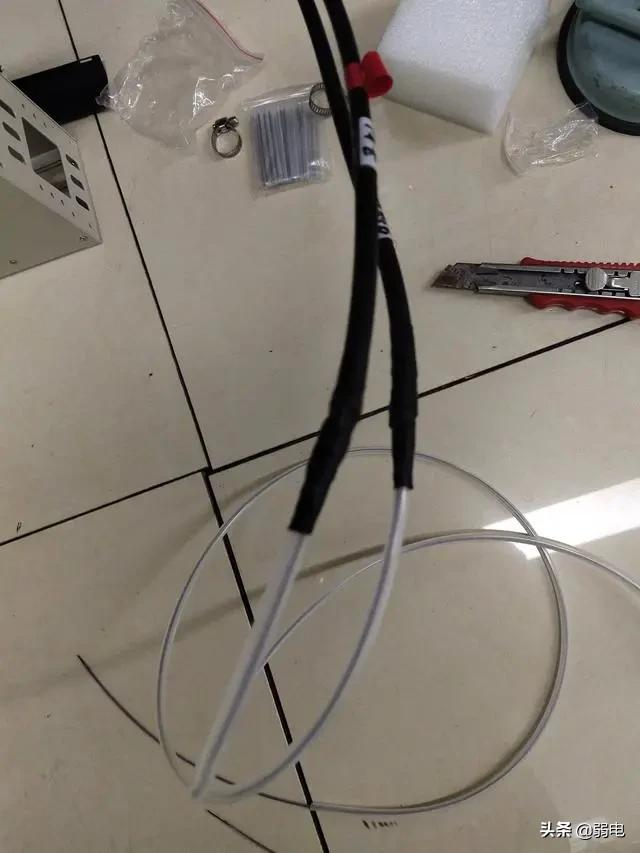 什么是光纤配线架、耦合器、终端盒、尾纤？光纤熔接颜色顺序