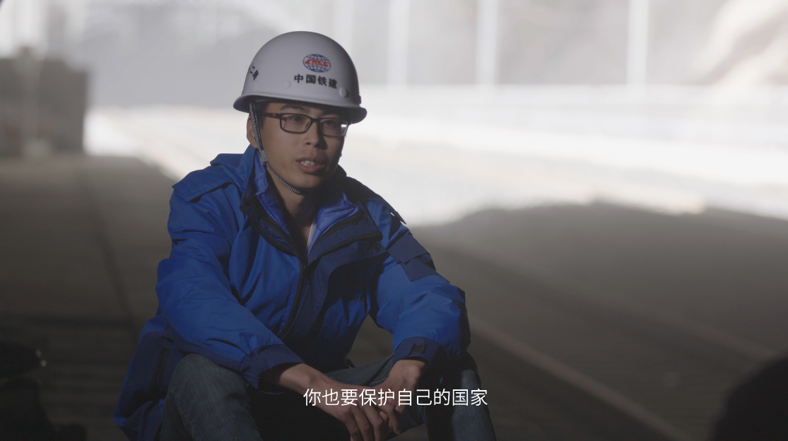 比亚迪汽车探访川藏铁路拉林段，致敬为国开路者