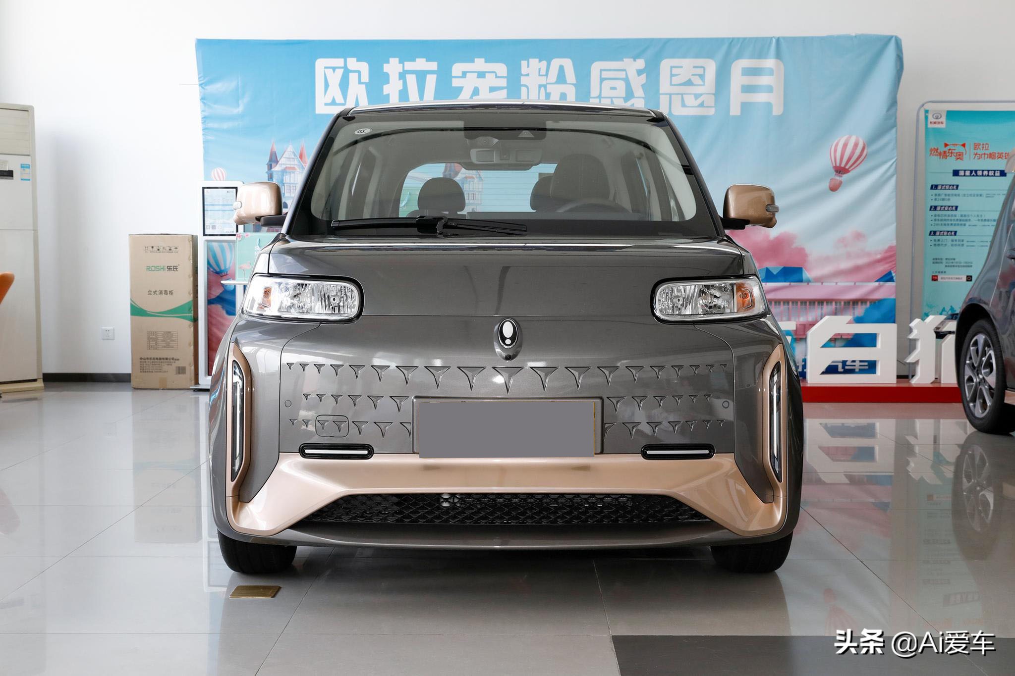 大空间快充代步车，便宜很好养，续航401公里，实拍欧拉白猫