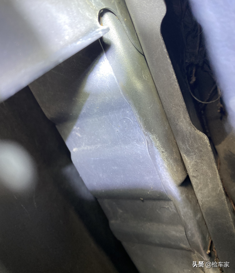 大排量进口SUV，12万买凯迪拉克SRX值不值？网友：白菜价都没人要