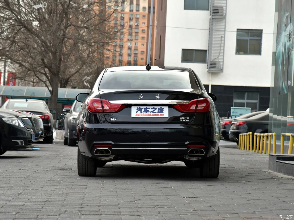 二手车：16万的红旗H7，气场赛A6L，内饰有面子