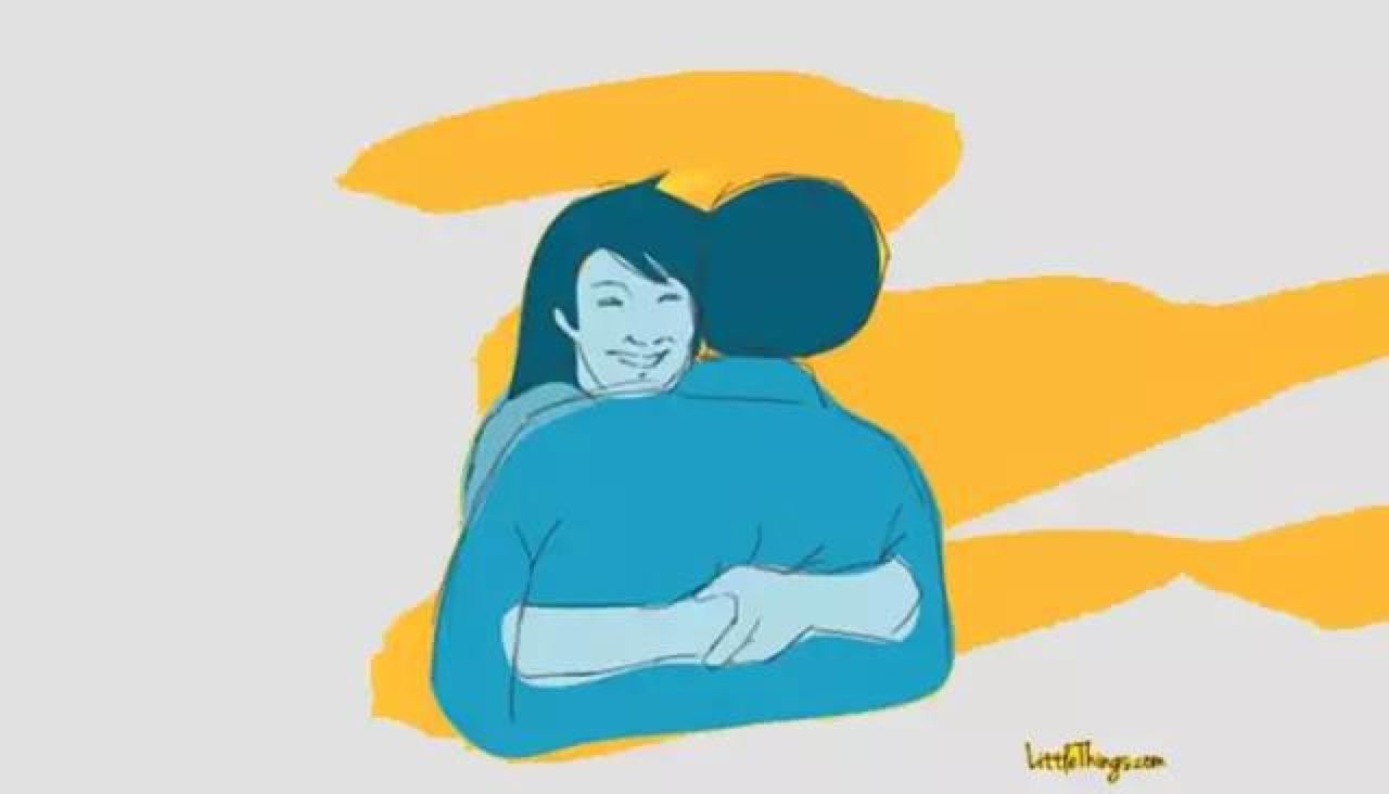 拥抱的姿势来看恋人间的亲密度