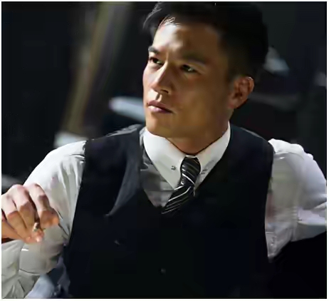 6个怎么都"捧不红"的男星,周一围不算啥,黄轩演遍男主都不红