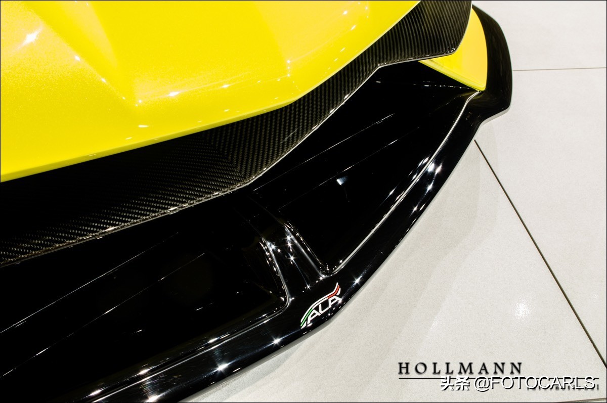 实拍</p><p>　　2019款兰博基尼 Aventador SVJ，770匹圈速之王，喜欢吗？