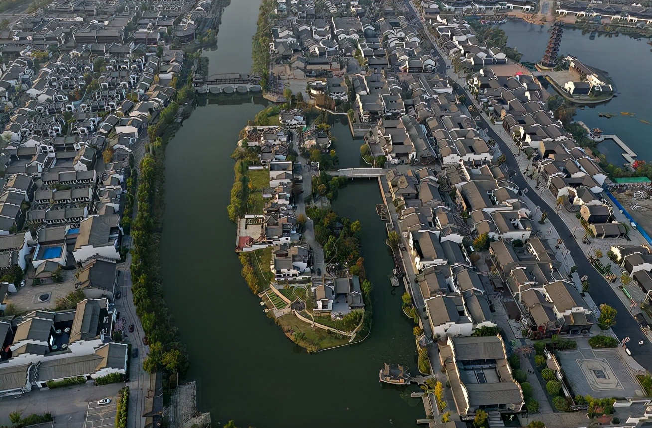 探访中国最大的徽派建筑群