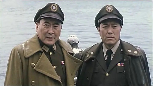 8部高分国产战争片：《三毛》排第4，《高山下的花环》实至名归