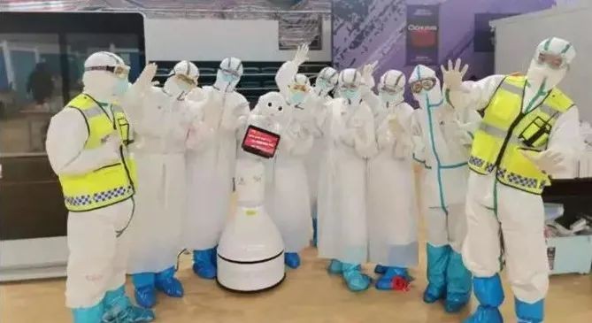 新冠疫情常態(tài)化，看思嵐機(jī)器人底盤Apollo“大顯身手”