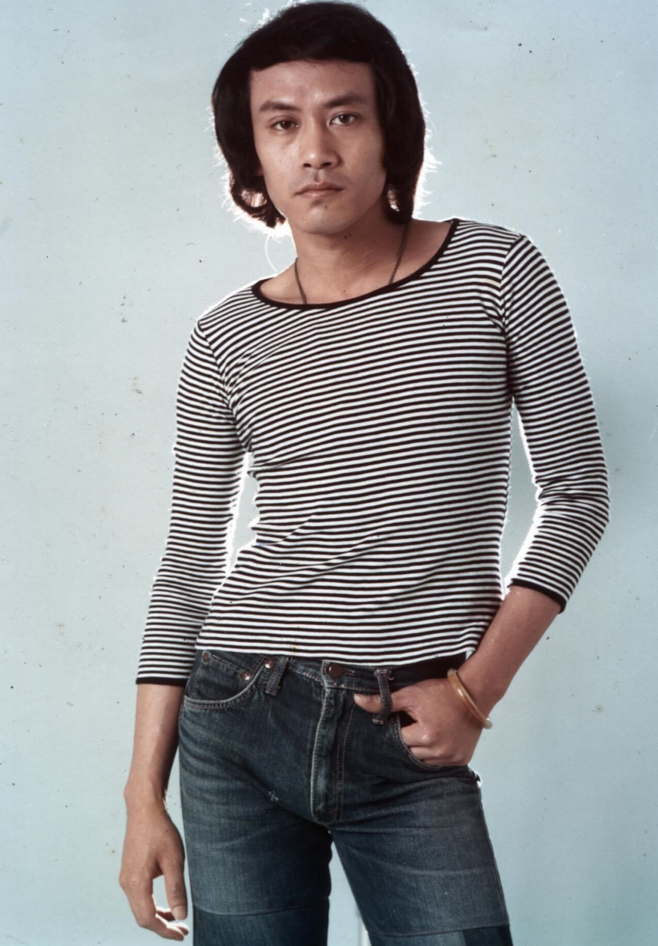 一代歌王罗文去世19年!周慧敏晒合影悼念,感激前辈的提点及照顾