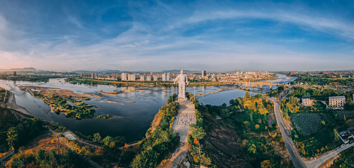 力主抗金的辛弃疾被弹劾,谪居信州上饶,后又迁居铅山,凡十二年,最后于