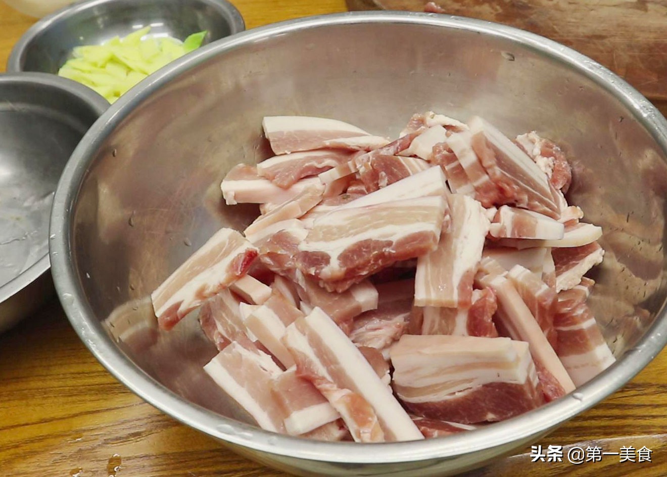 图片[6]-【羊肉炖豆腐汤】做法步骤图 益气又驱寒 越吃越年轻-起舞食谱网