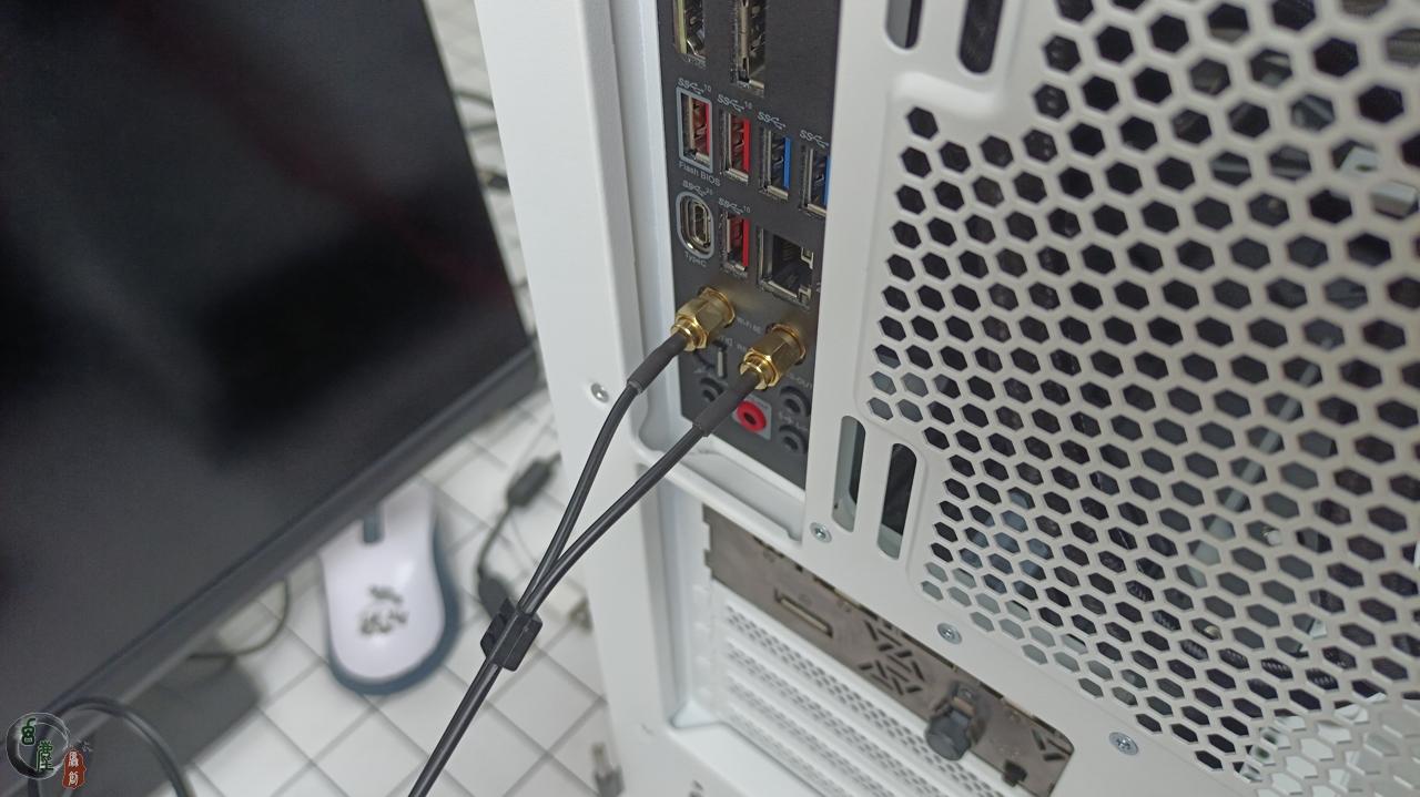 比普通主板貴一點，帶WiFi的主板值不值得選？實測告訴你
