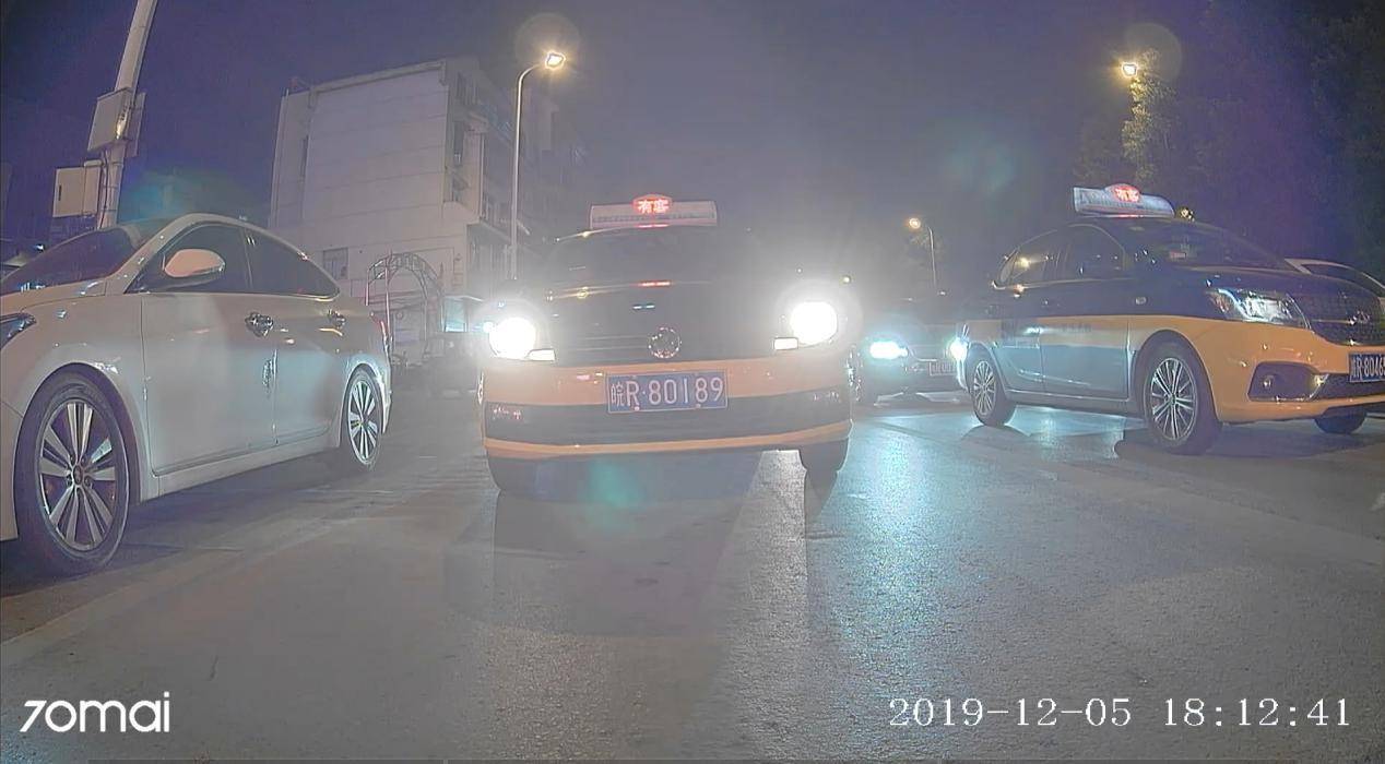 老车型迎来新活力，小米生态链70迈流媒体记录仪体验