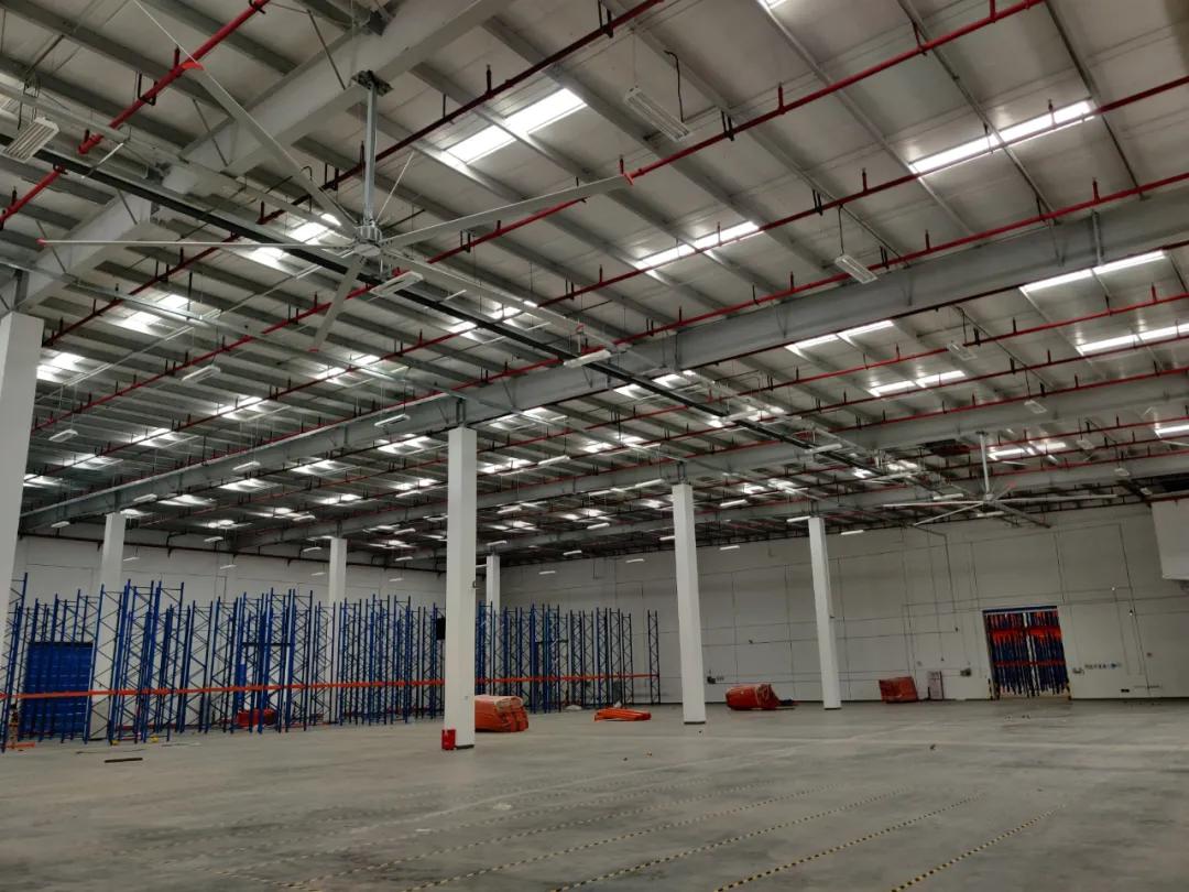 工業大吊扇和家用吊扇的區別在哪？為何高大空間適用工業風扇