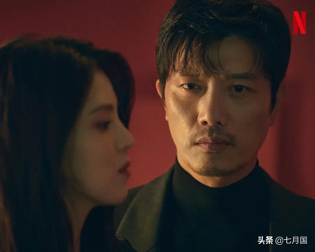 复仇神剧《我的名字》开播!帅气女主打爆黑白两道为父报仇