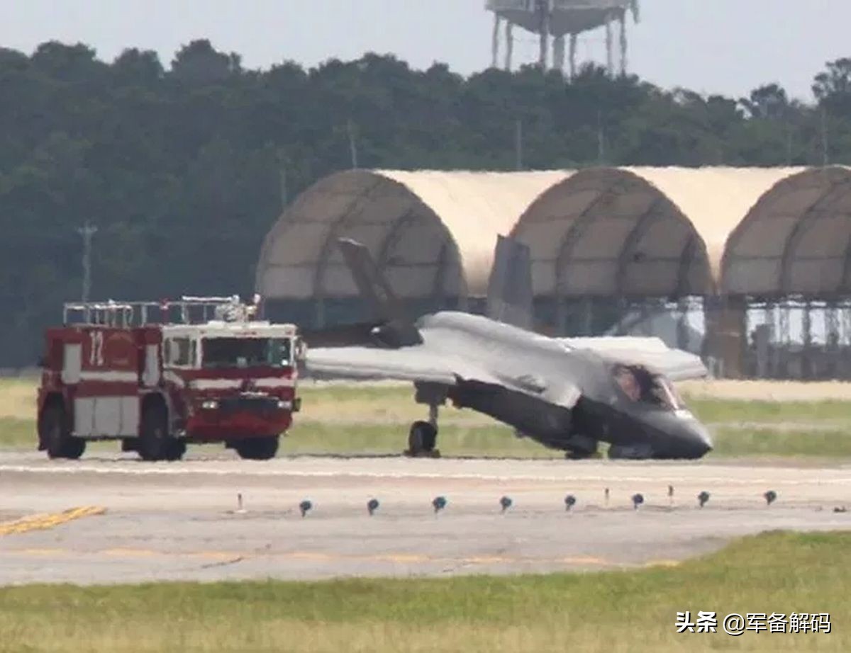 ��-57��ˤ1�ܣ�F-22��F-35��ˤ5�ܣ�Ϊ�μ�-20���ڱ���1�ܲ�ˤ��