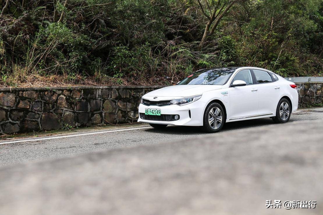 试驾起亚 K5 PHEV 纯电续航 75km 能否在合资产品中脱颖而出？