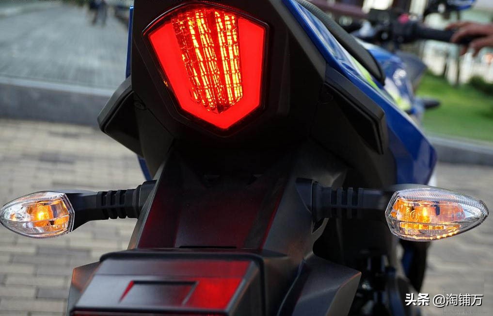 国内最畅销的250“跑车”铃木GSX-250R实拍解析
