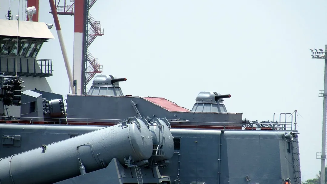 һ��ͼ�������飺�й�055���������˹���ټ�Ѳ�󽢣�˭����ǿ��