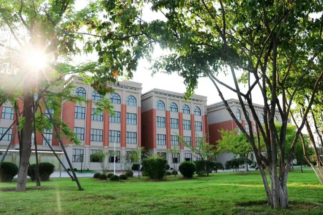 知雲時代教育集團 | 遼寧師範大學海華學院