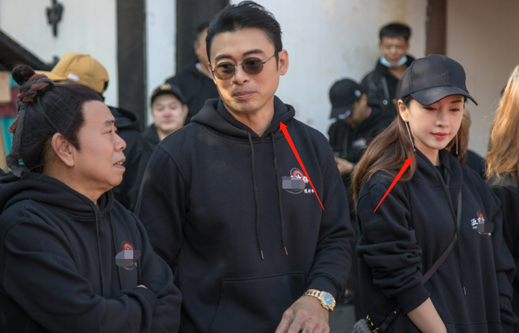 樊少皇4岁女儿吃劣质草莓生病！肚子疼到趴地上，发烧住院吓坏人