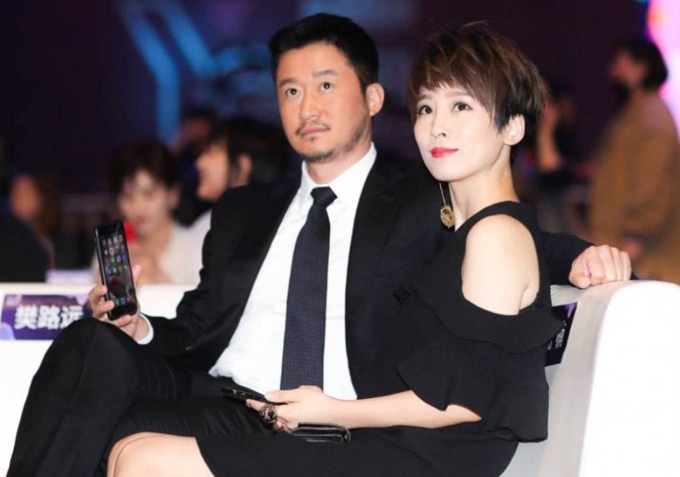 吴京谢楠综艺暴露真实日常?为一碗面而吵架,男方愤怒摔毛巾