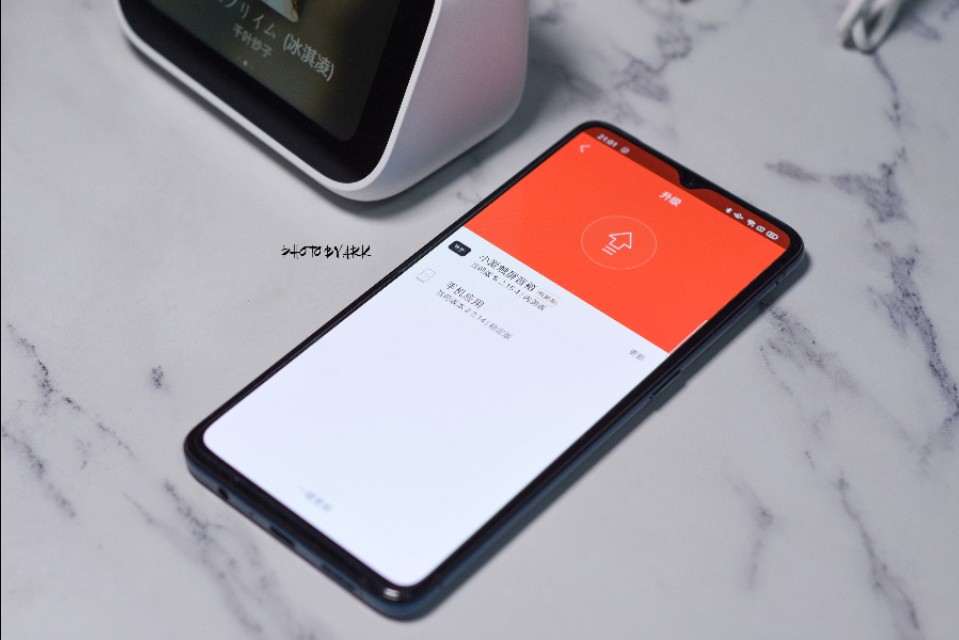 229元的小米小爱触屏音箱，玩起来就停不下来？