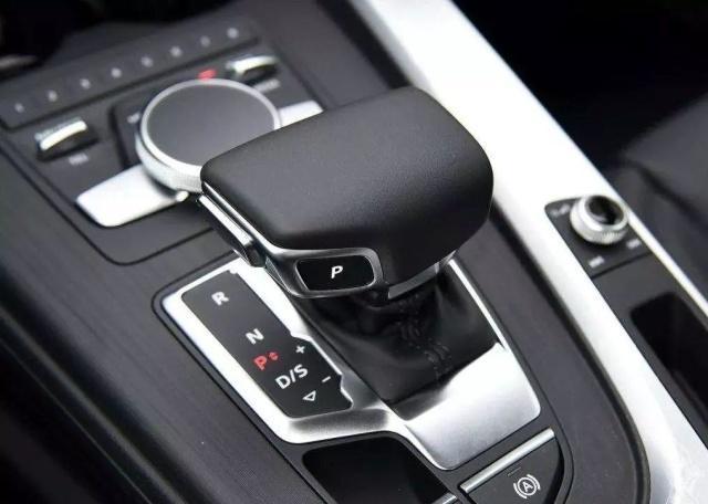 你真的会开自动挡？你可能连起步就错了，这才正确起步方式