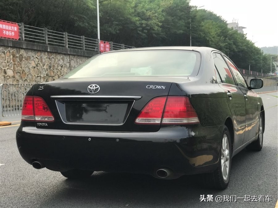 皇冠很保值 车主花9万元买07年上牌二手丰田皇冠 2007款