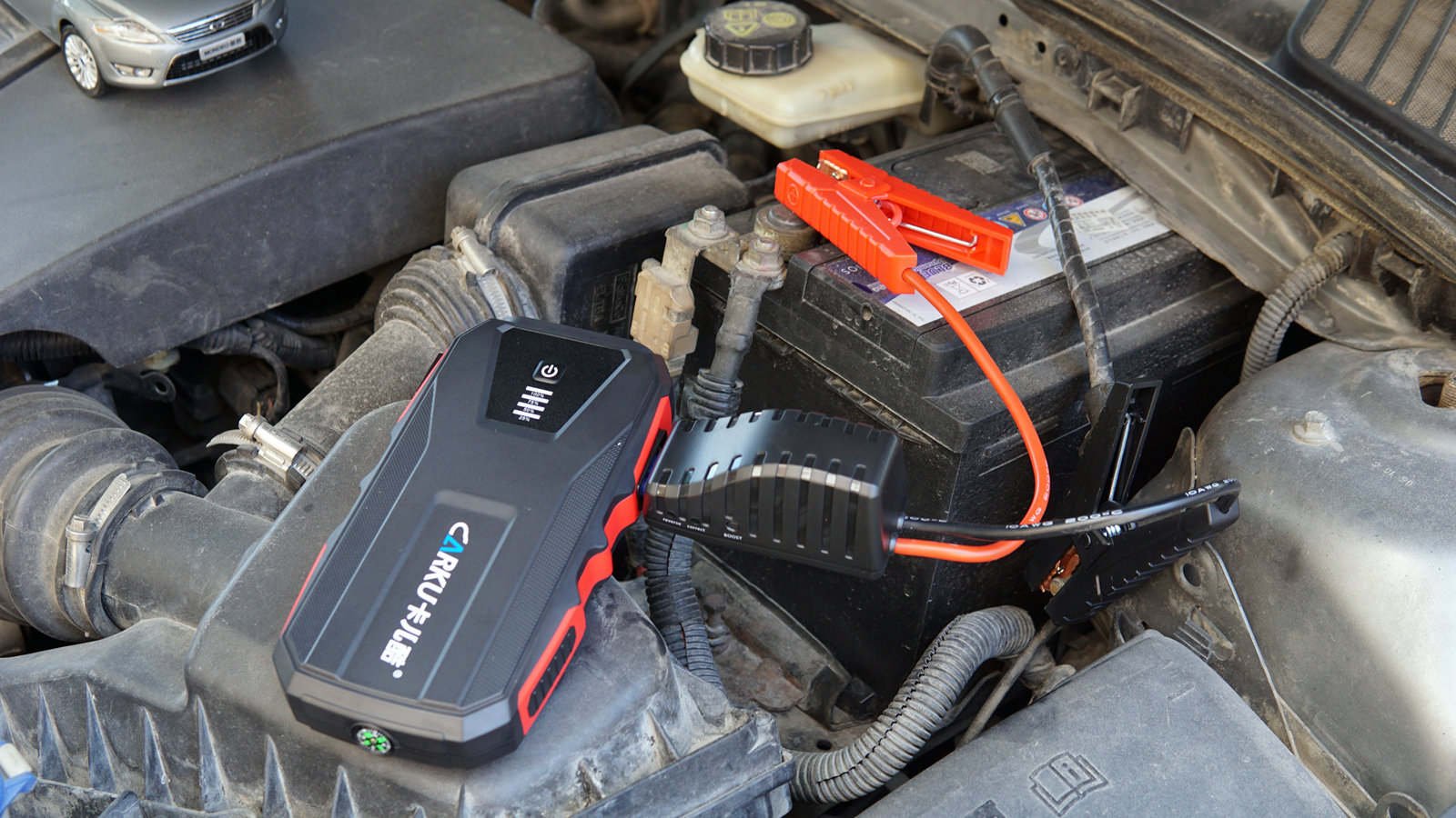 买应急启动电源是交智商税？卡儿酷汽车启动电源告诉你答案