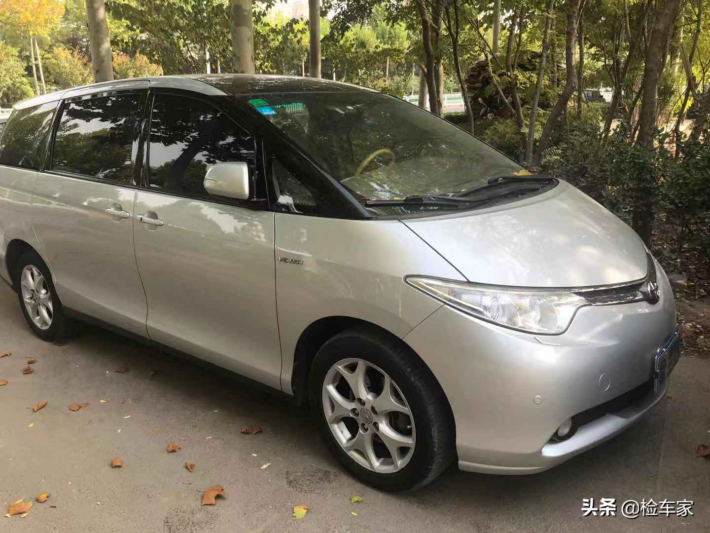 回家过年要旅游，13万买辆丰田普瑞维亚，舒适程度堪比埃尔法