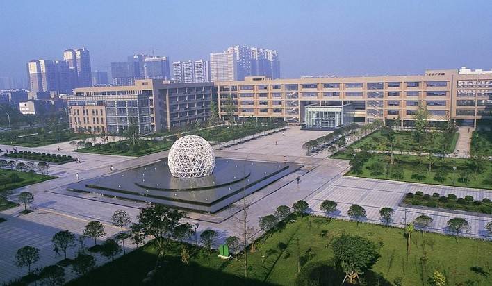 东华、南华、西华、北华4所高校，综合实力评估，名次应这样排