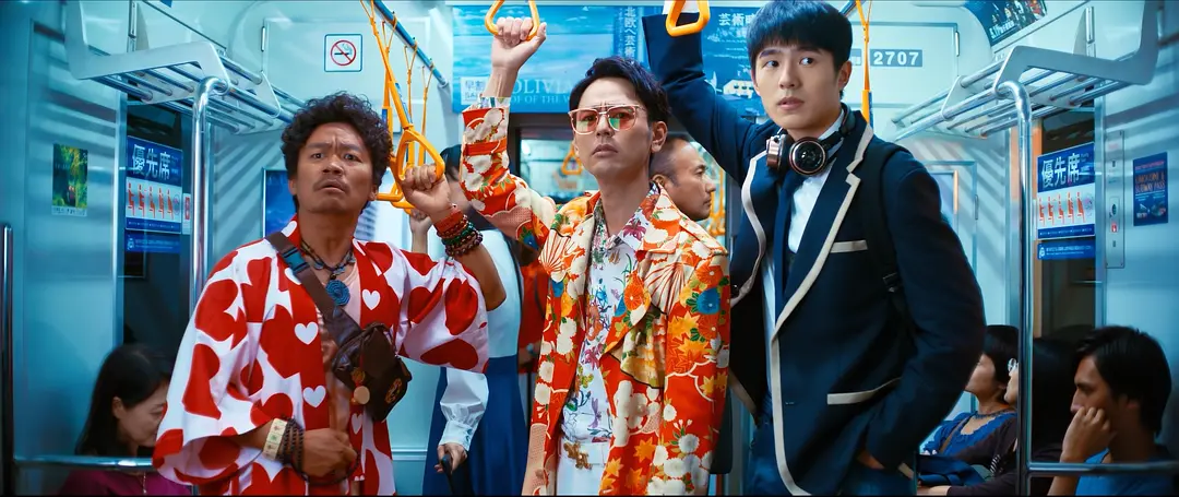 《长津湖》离第三名差5亿票房,国内票房最高10部电影,实至名归