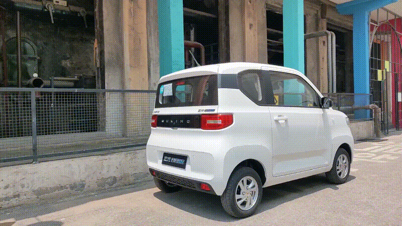 五菱再发豪华版mini EV！充电1小时能跑200公里，下一个买菜街车
