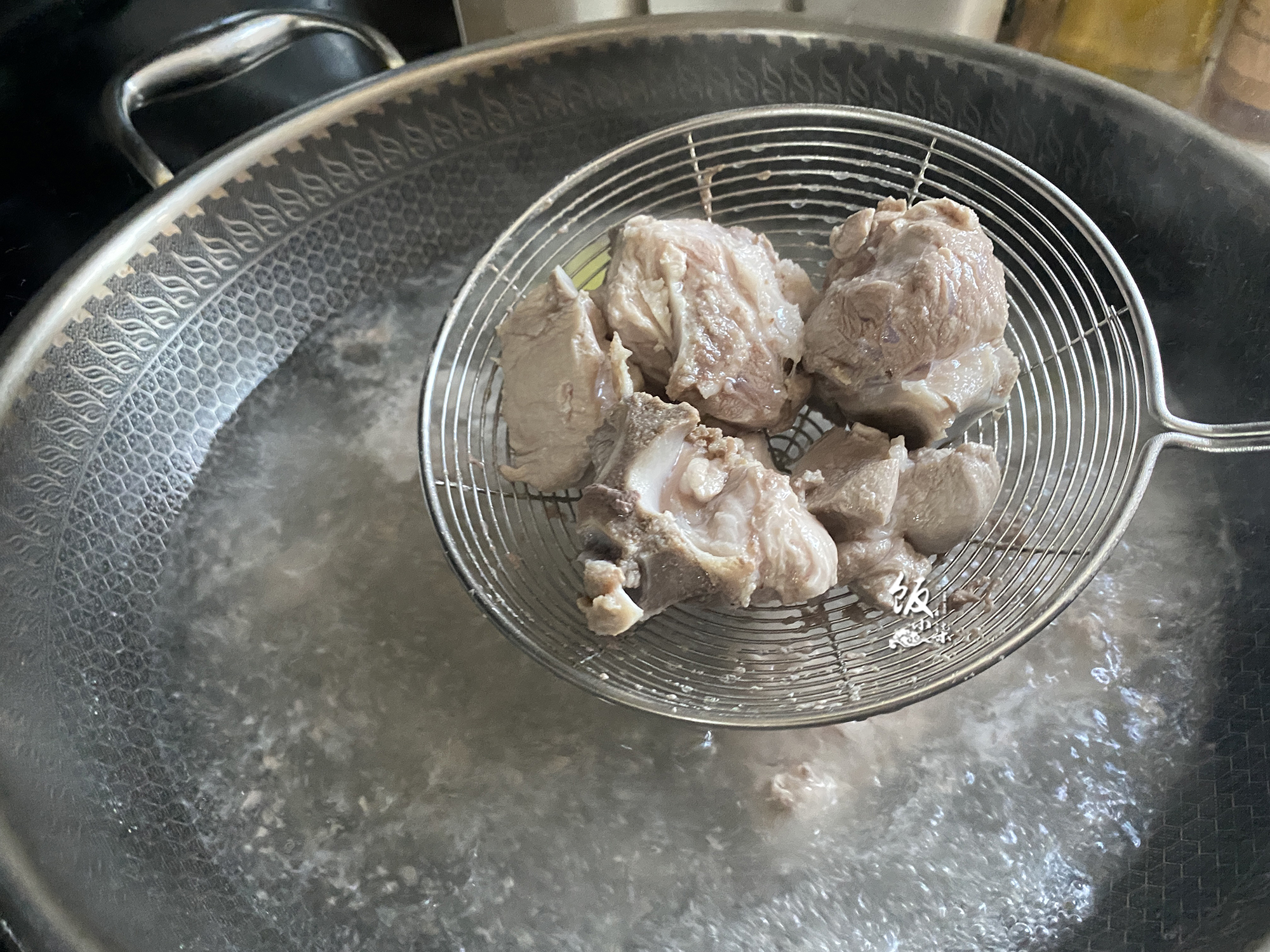 湖北人教我炖莲藕排骨汤，正确做法，好喝太多了，你也试试这样做