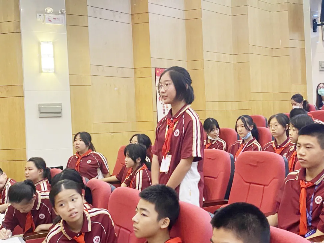 鸦片战争博物馆禁毒小分队走进东城中学