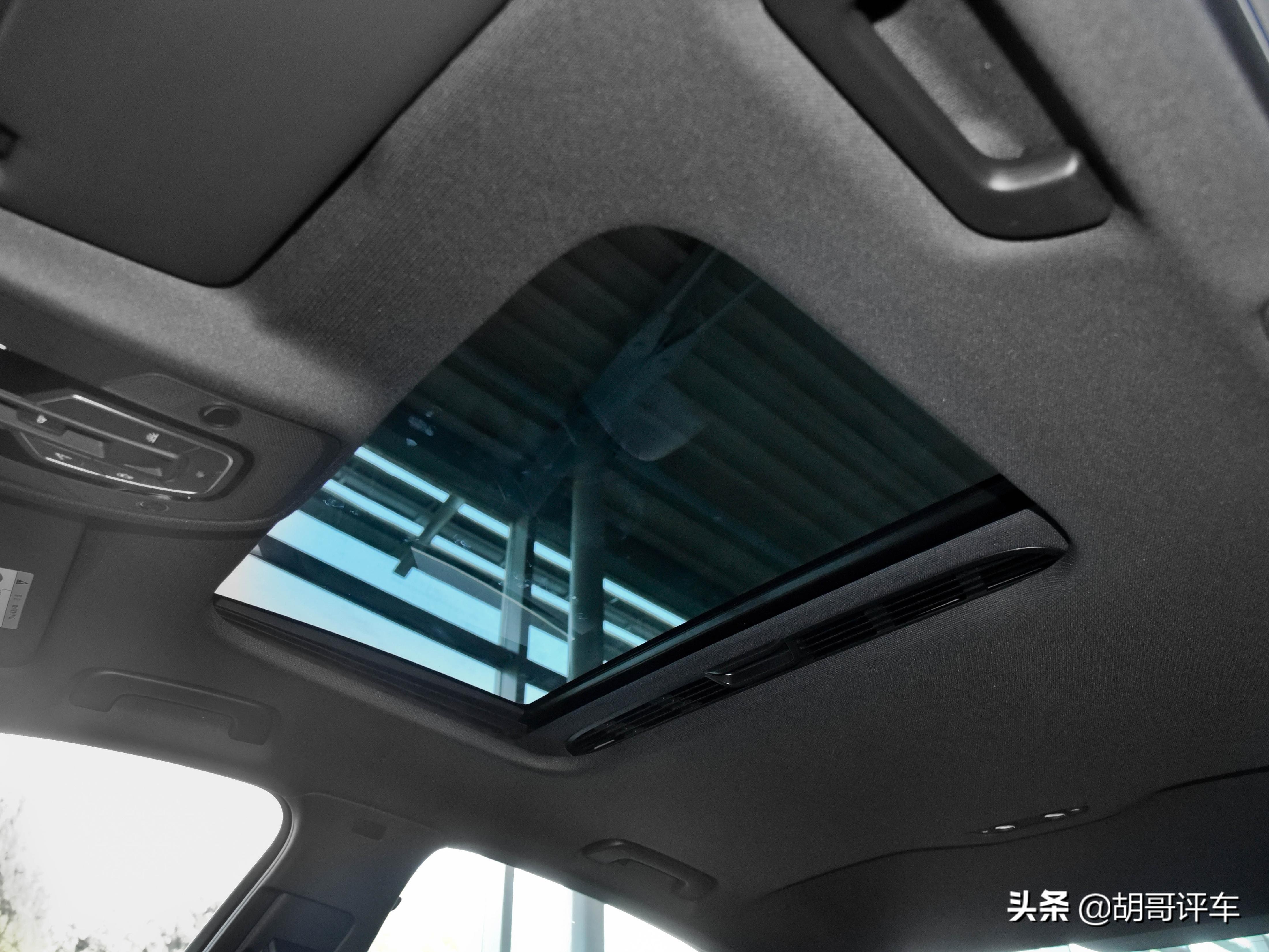 零百4.7s，外观时尚，动力凶猛，轴距超2米8，实拍奥迪S4