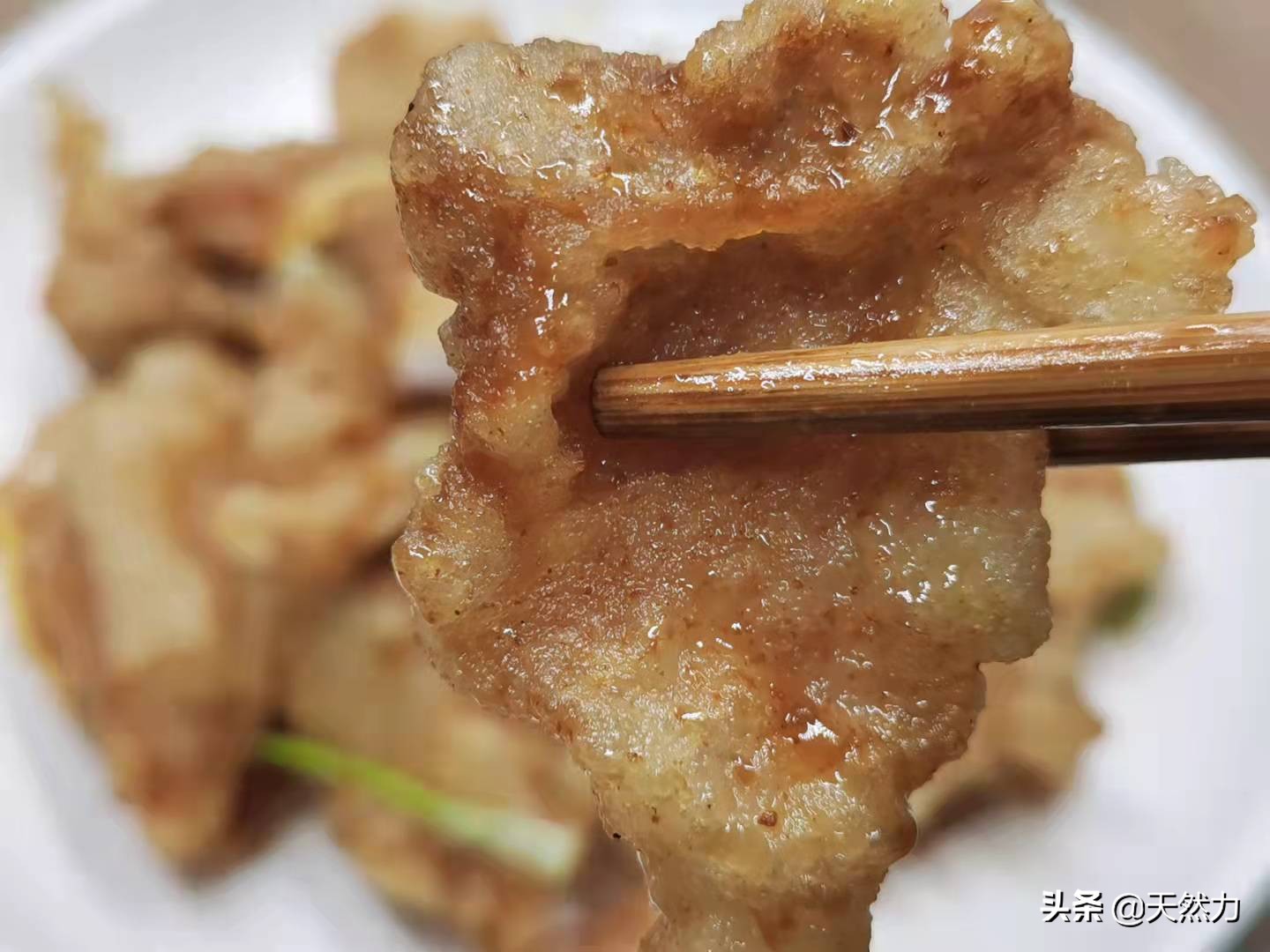 东北名菜锅包肉的老做法，满满的小技巧，在家也能做出饭店的味道