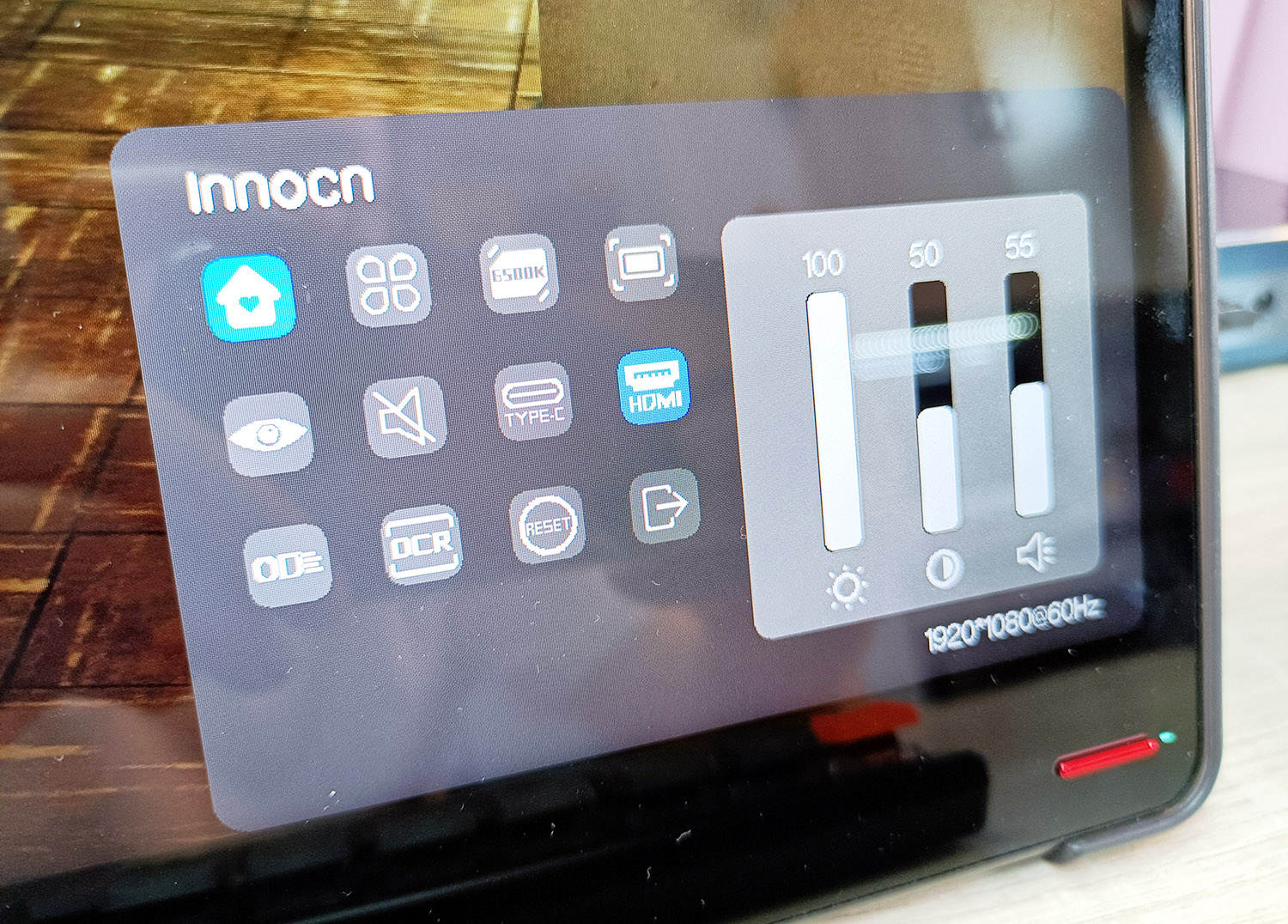 随身带着的高清大屏，INNOCN N2F便携显示器测评