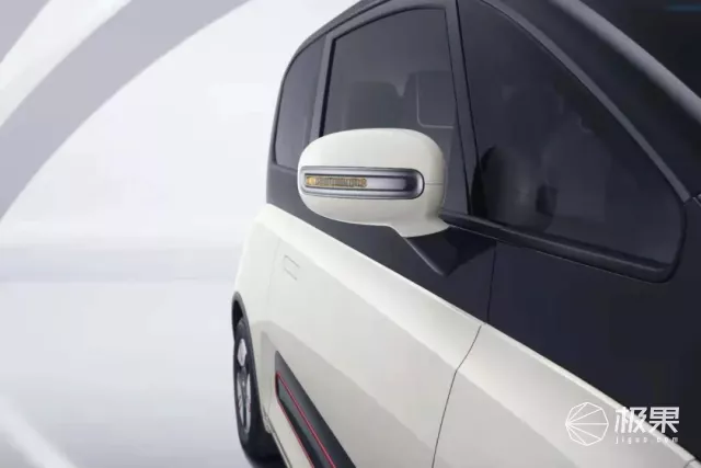 五菱再发豪华版mini EV！充电1小时能跑200公里，下一个买菜街车