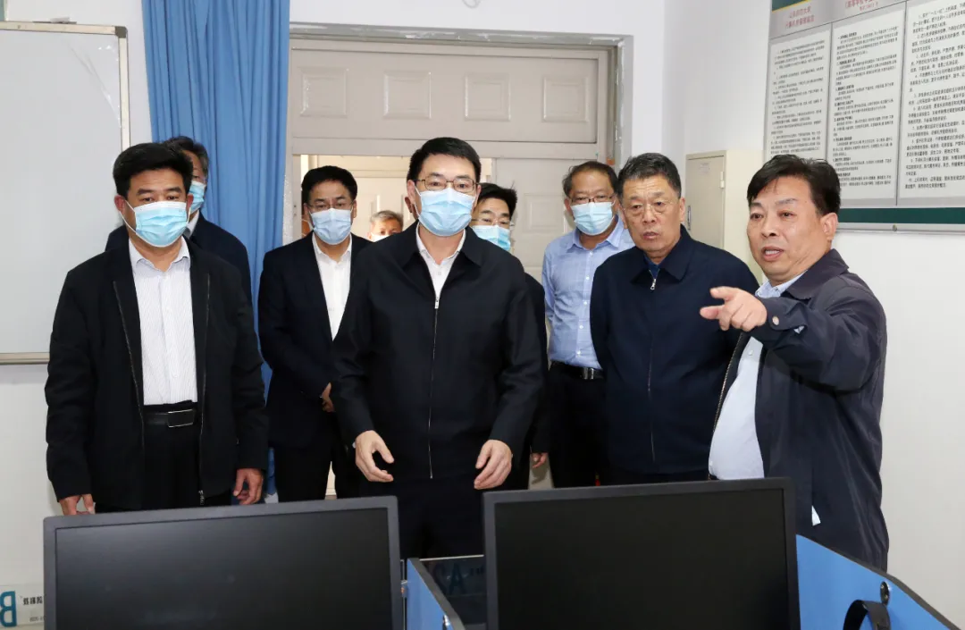 范华平在济南检查督导全省国家统一法律职业资格考试工作