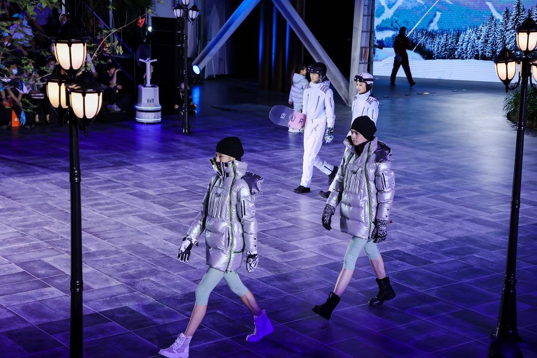 2021北京时装周：重塑时装周的权力