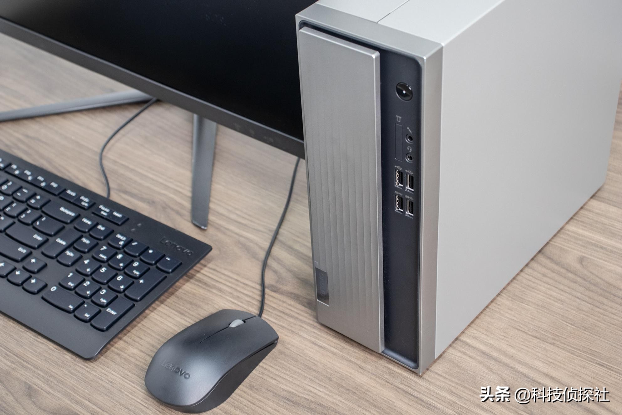 而许多台式电脑的机箱体积庞大且厚重,如果家里的还是老台式机可能