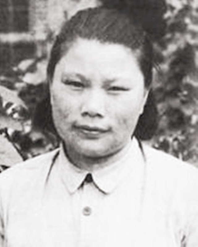 十大元帅夫人新中国成立后都担任什么工作，1955年有几人授衔