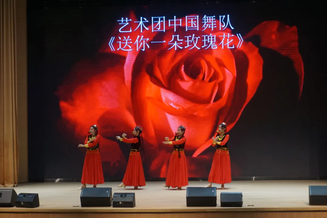 温州肯恩大学举行首届经典诵读大赛