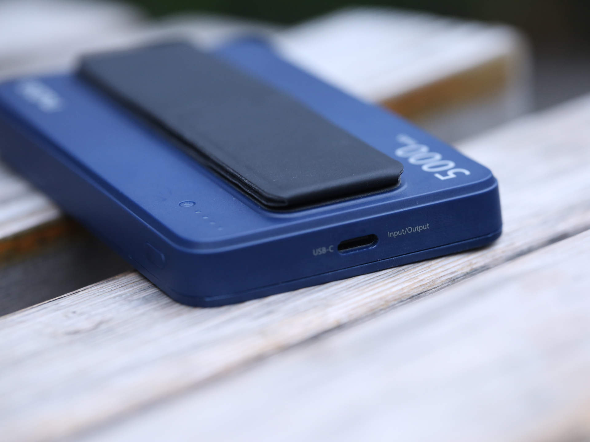 开箱｜努比亚磁吸充电宝PA0001使用测评