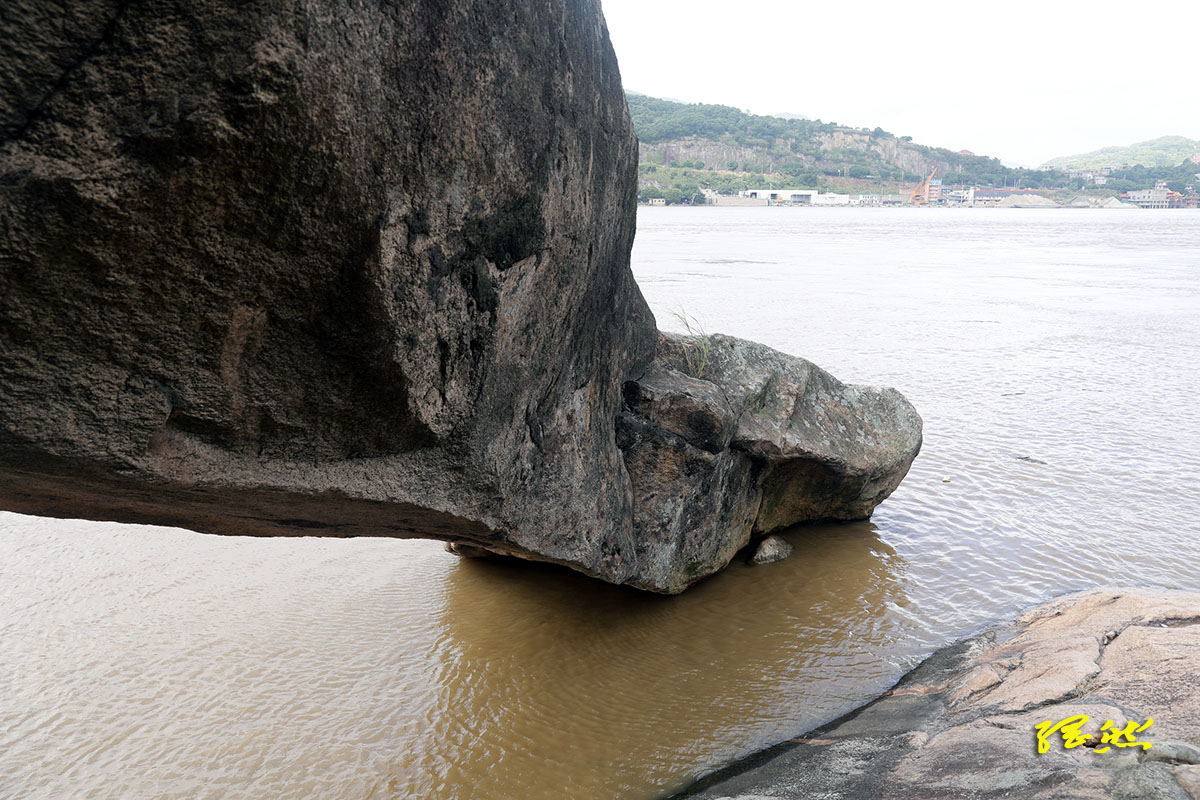 古建寻踪｜闽江江水和海水分界标志，神奇的“金钢腿”